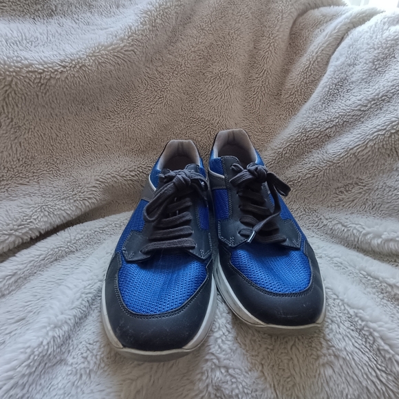 Prada Blue Fashion Sneakers - Picture 7 of 7